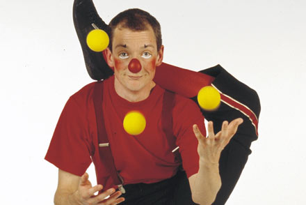 Stavtrup Sognegård: Klovnerier og musik